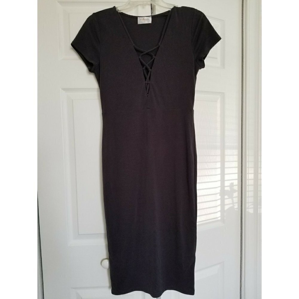 Embrace Los Angeles Midi Rib Knit Dress Mock Front Lacing Short Sleeves Gray SzL